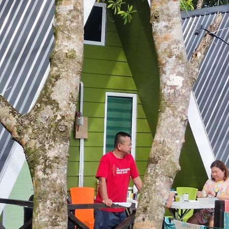 The Mangrove Villa Sematan Exterior photo